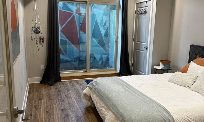Fairmount Condominio | Trendy 2 bedroom / 2 bathroom in Francisville with a rooftop