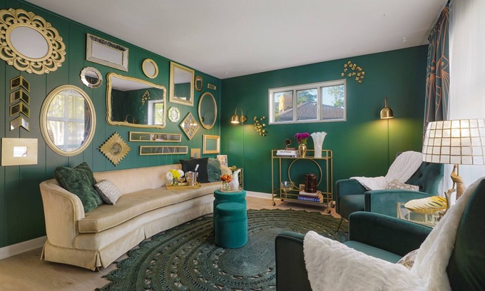 Twin Lakes Casa | Trendy 4 Bedroom House - 15 minutes from Downtown