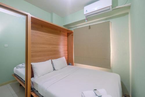 Rawasari Apartamento | Trendy Connecting Mall 2BR Green Pramuka Apartment By Travelio