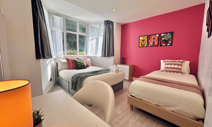 Barnhill Apartamento | Trendy En-suite 30min to Central London & Parking