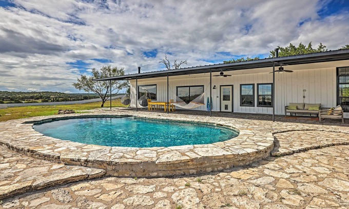 Fredericksburg Casa | Trendy Fredericksburg Pad w/ Pool & Valley Views!