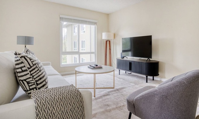Palo Alto Apartamento | Trendy Palo Alto 1BR w/ Gym & Sun Deck, 3 mins to Stanford, by Blueground