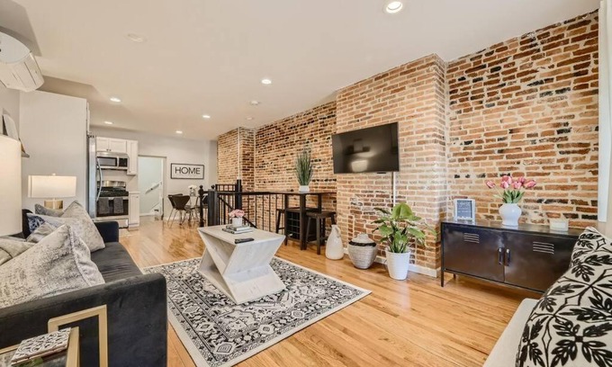 Upper Fells Point Casa | Trendy Spot in Downtown Baltimore/Fellspoint