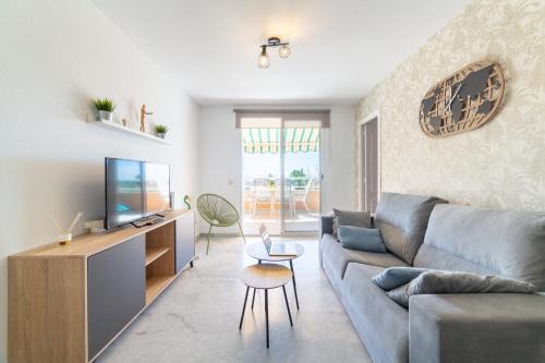 Aguadulce Apartamento | TrendyHomes Puerto - Vistas al mar, parking incluido, playa a un paso