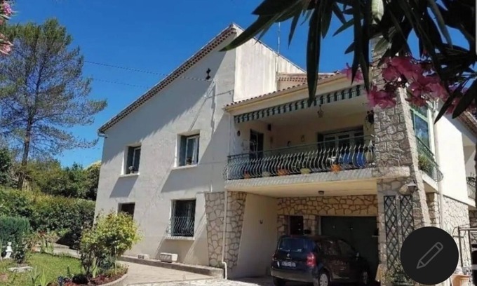Ales Apartamento | Trepeloup accommodation