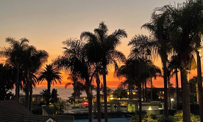 San Onofre Casa | Trestles Surf Casita - Walk to Trestles - Guard Gated - Beach - Monthly Discount