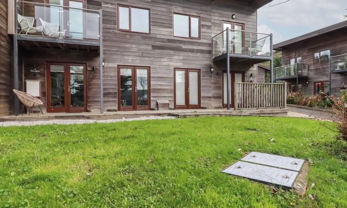 Porthtowan Cabaña | TREVEGLOS, family friendly, country holiday cottage in Porthtowan