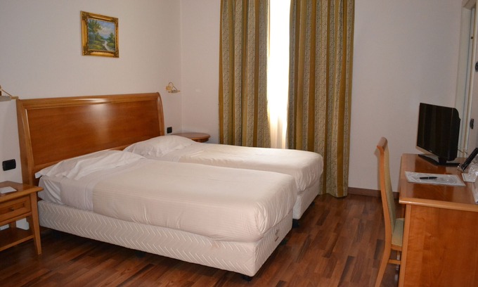 Cade-Gaida Hotel | Tricolore Hotel
