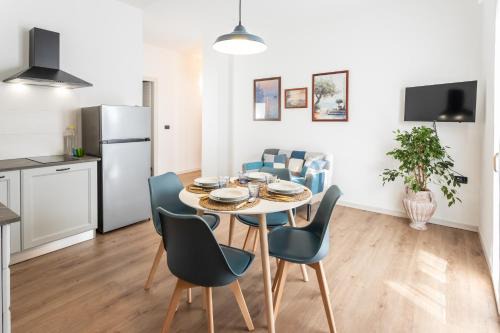 Caprino Veronese Apartamento | Trilocale con piscina