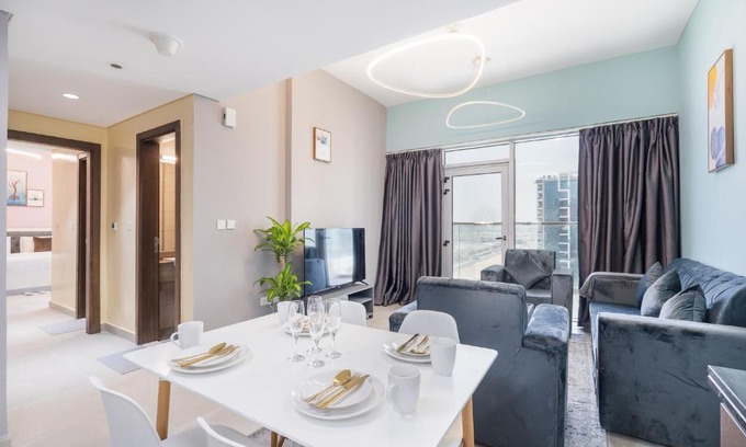 Discovery Gardens Apartamento | Trinity Holiday Homes - Spacious Modern Living 1BR & 2BR Unique Apartment