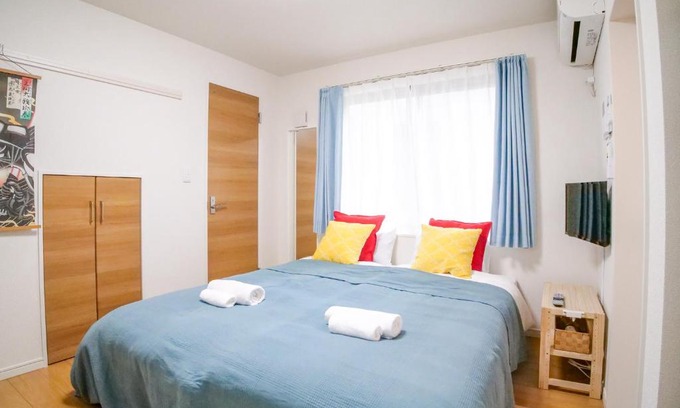 Higashitateishi Apartamento | Triphome Tateishi New open/2 single beds/big table/300M WiFi
