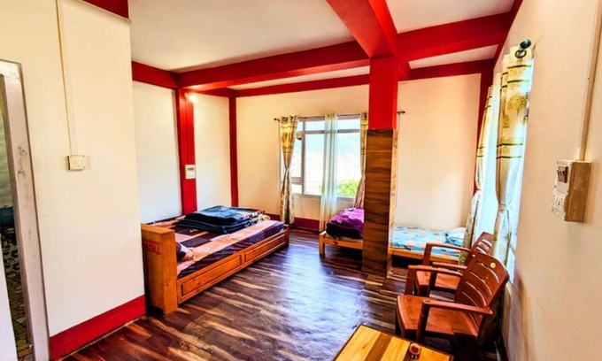 Bomdila Cama Y Desayuno | TRIPLE BED DELUXE ROOM