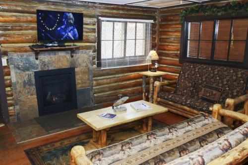 Estes Park Casa | Triple R Cottages- 1 cabin