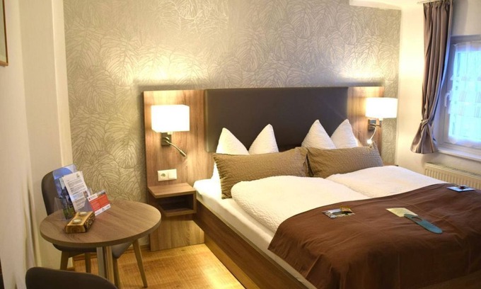 Pfaffendorf Cama Y Desayuno | Habitación triple, ducha, WC - Pension Lachmann
