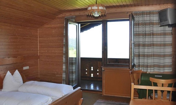 Spital am Pyhrn Cama Y Desayuno | Habitación triple con ducha, WC - Pension Nanga Parbat