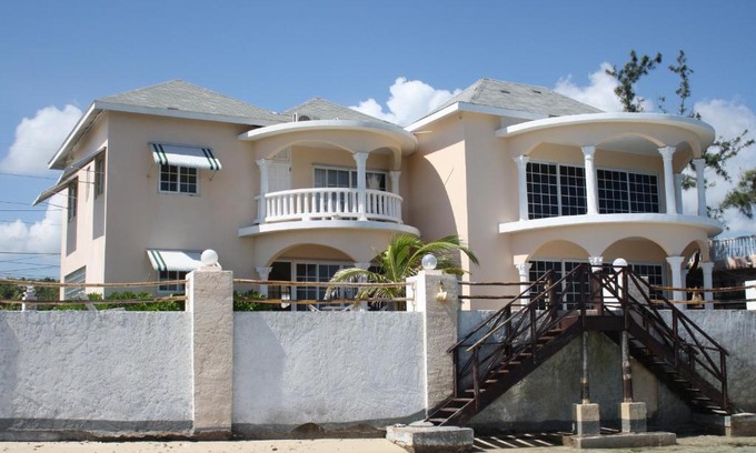 Montego Bay Casa | Triplets on the Bay