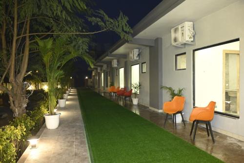 Phulpur Complejo | Trisaa Resort & Banquets