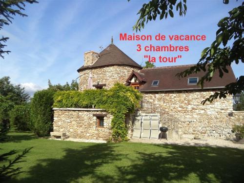 Saint-Etienne-sous-Bailleul Casa | Trois logements indépendant au Grande Vigne