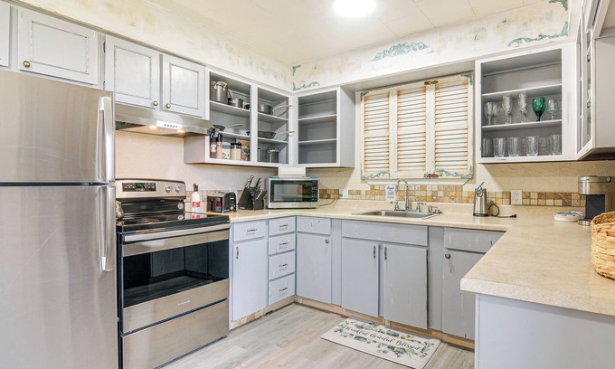 Tropic Cabaña | Tropic Getaway Near Bryce Canyon National Park!