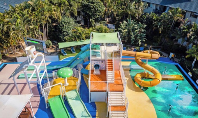 Mermaid Waters Apartamento | Tropical Bliss at Turtle Beach 300m to the beach Enjoy world-class facilities