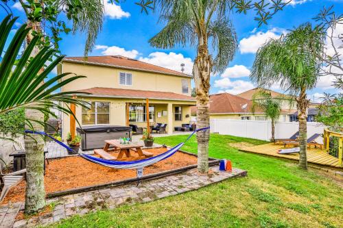 Bella Toscana Casa | Tropical Escape