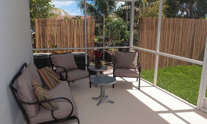 Coral Ridge Isles Casa | Jardín tropical: 15 minutos del aeropuerto FTL y 2 millas de la playa FTL