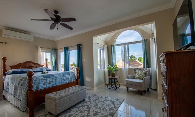 Ocho Rios Casa | Tropical Impression