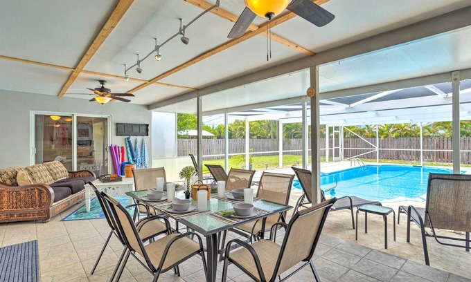 Stuart Casa | 'Tropical Landing' Stuart Home w/ Pool + Grill!