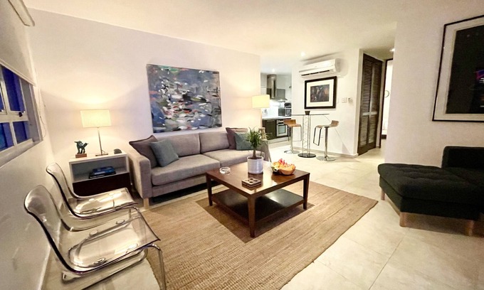 Ocean Park Apartamento | Tropical Modern Apt in Ocean Park Gated Community