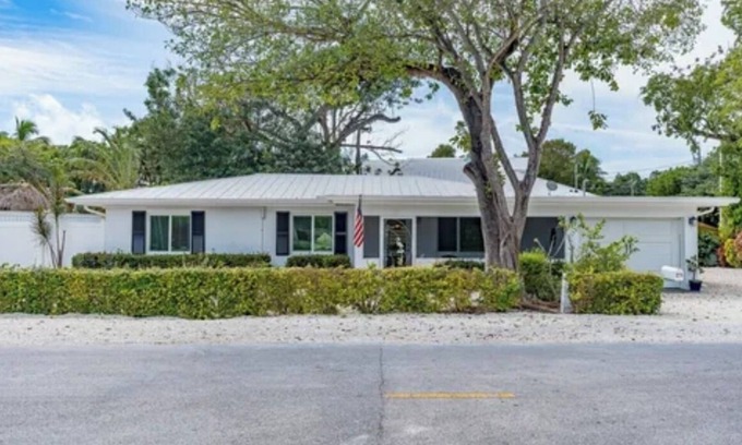 Indian Waterways Casa | Tropical Oasis Anchor located on the bayside. Upcoming Pool ready by Oct 2025.