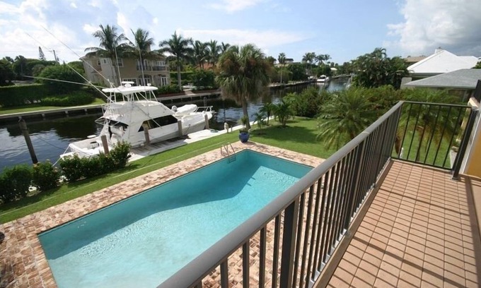Ocean Ridge Casa | Tropical Palm Beach Waterfront Luxury