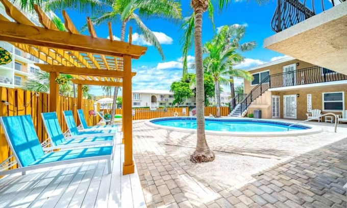 Coral Ridge Apartamento | Tropical Paradise + POOL & PATIO