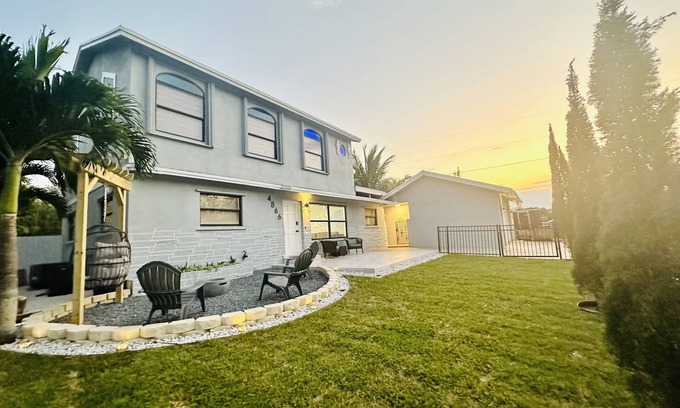 Greenacres Casa | Beautiful family home with 3 bedrooms and two bathrooms.