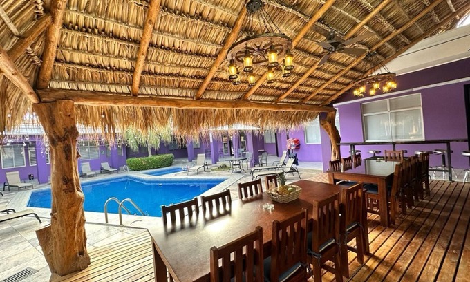 Jacó Hotel | Tropical Paradise