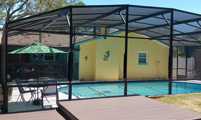 Altamonte Springs Casa | Tropical Pool Home, 3/2 Furnished, Near Disney, Universal, Sea World & Beaches