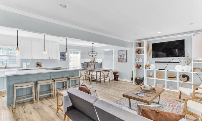 Ogden Casa | Spacious & Cozy 4 bedroom getaway in great area