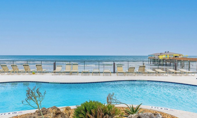 Daytona Beach Shores Apartamento | Tropical Suites at Sunglow Resort