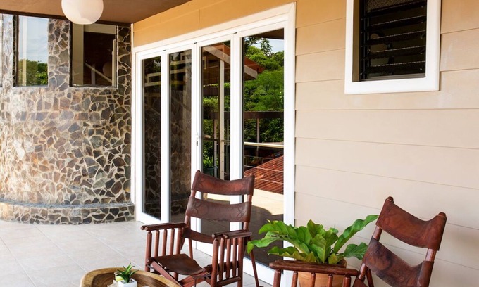 Valle Pura Vida Villa | Tropical Treehouse with Private Pool - 3BR/2.5B