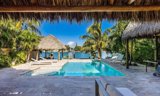 San Souci Estates Villa | Tropical waterfront Retreat in Miami Beach: Your Perfect Vacation Haven