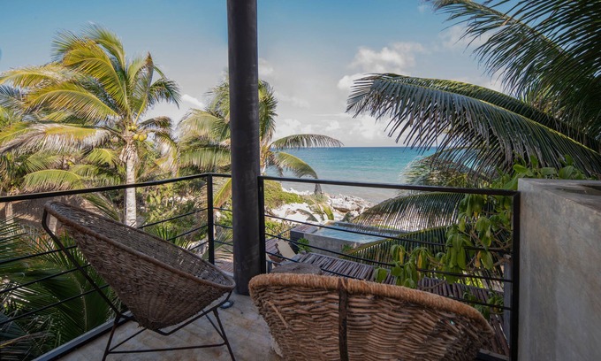 Centro de la ciudad de Tulum Hotel | Tropicalito Villa on the Beach