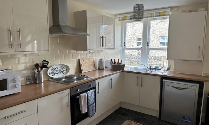 Hope Valley Casa | Trotters Place - Bradwell