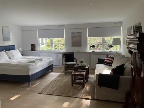 Hornbaek Cama Y Desayuno | Trouville Bed & Breakfast