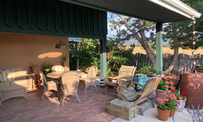 Nambe Pueblo Casa | Truchas Mountain Home