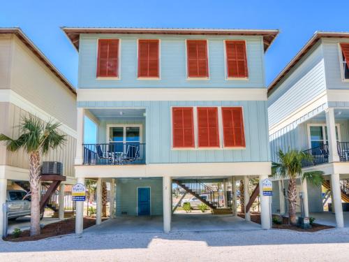 Gulf Shores Casa | TRUE BLUE-Coastal cottage-3 min walk to beach! POOL!