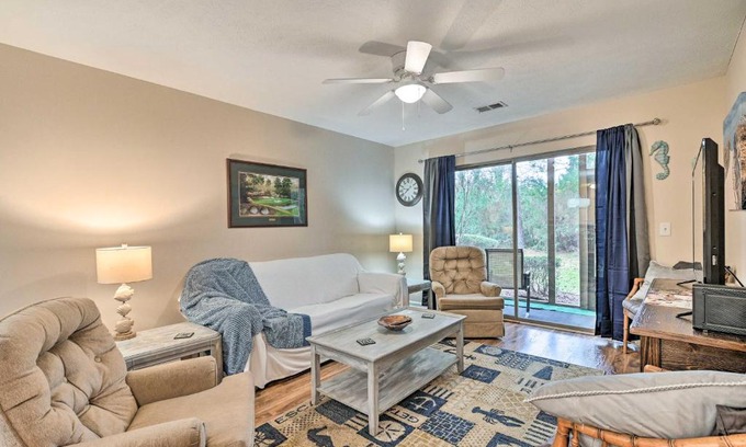 Pawleys Island Apartamento | True Blue Golf Resort Condo - 3 Mi to Beach!