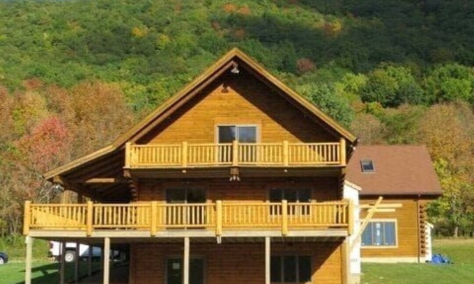 Naples Cabina | True Log Cabin Living at Bristol Mountain - Cabin Culture Unit A