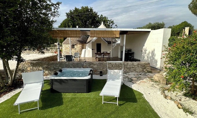 Noci Casa | TRULLI IN CONTRADA