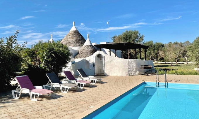 San Michele Salentino Otro | 'Trullo della Luna', encantadora casa de campo típica con piscina