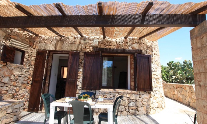 Taviano Cabaña | Trullo Macchie - Marina Di Manca...