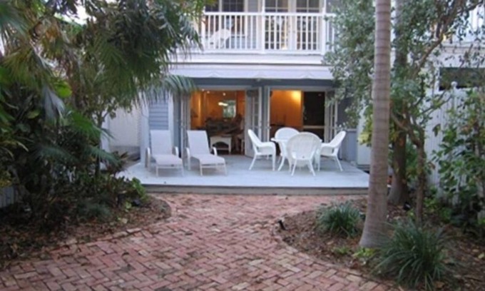 Bahama Village Casa | Anexo Truman: patio trasero El VACACIONES Plantación parquizado